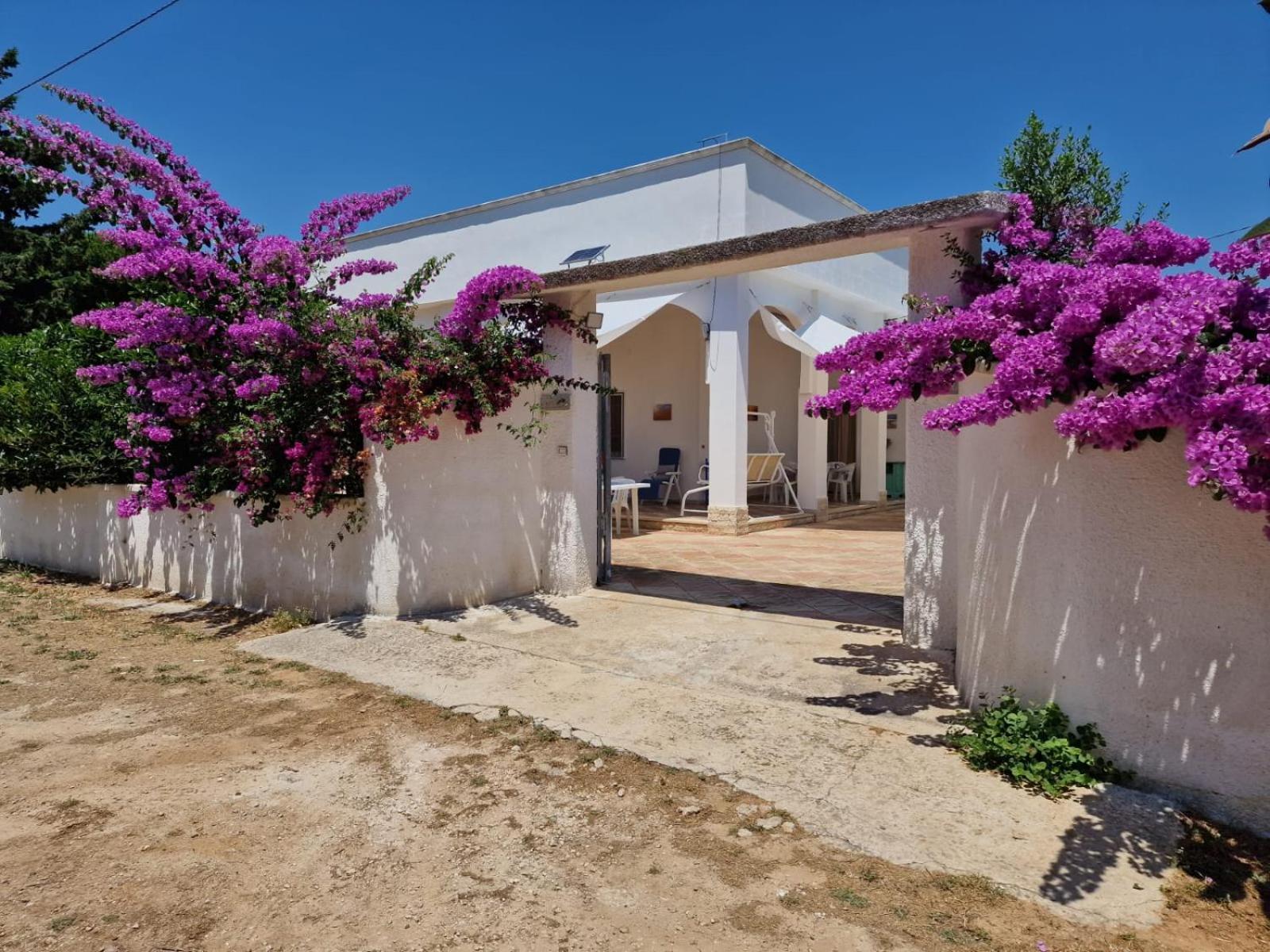 Villa Carmela A San Pietro In Bevagna Exteriér fotografie